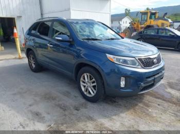  Salvage Kia Sorento