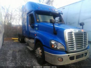  Salvage Freightliner Cascadia 125