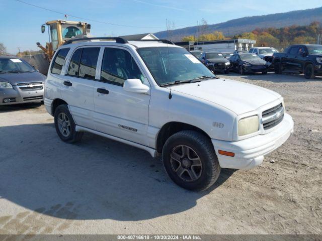  Salvage Chevrolet Tracker