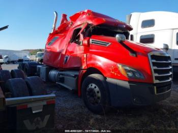  Salvage Freightliner New Cascadia 126