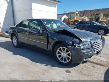  Salvage Chrysler 300