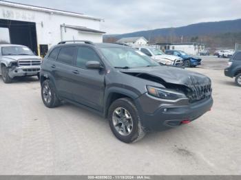  Salvage Jeep Cherokee