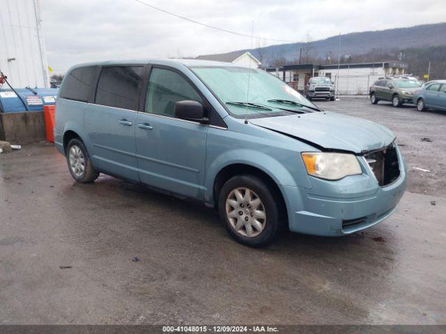  Salvage Chrysler Town & Country