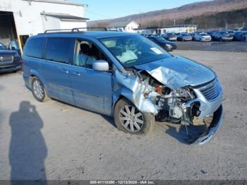  Salvage Chrysler Town & Country