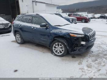  Salvage Jeep Cherokee