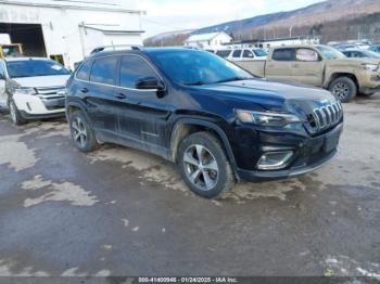  Salvage Jeep Cherokee