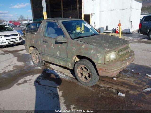  Salvage Chevrolet Tracker