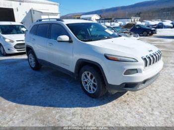  Salvage Jeep Cherokee