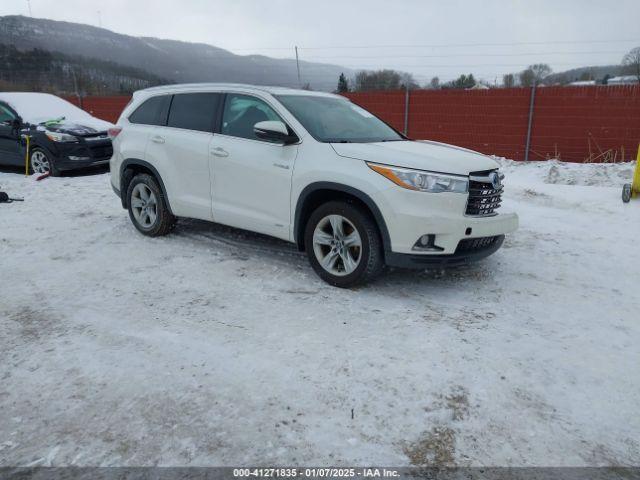  Salvage Toyota Highlander