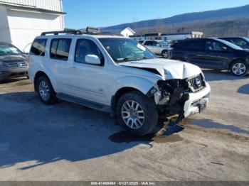  Salvage Nissan Pathfinder