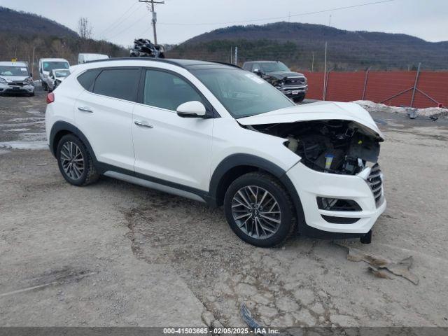  Salvage Hyundai TUCSON