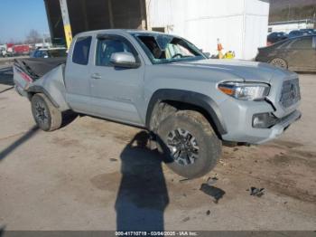  Salvage Toyota Tacoma