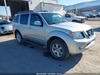  Salvage Nissan Pathfinder