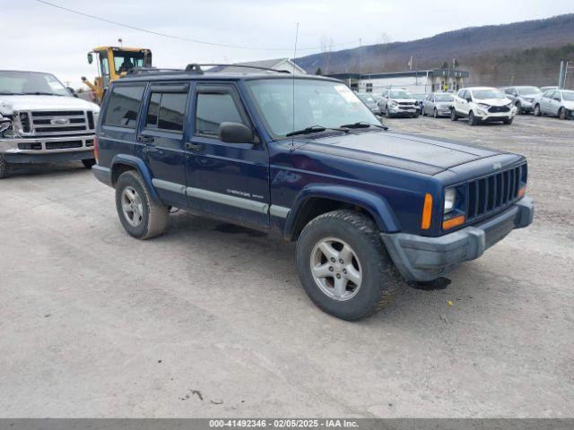  Salvage Jeep Cherokee