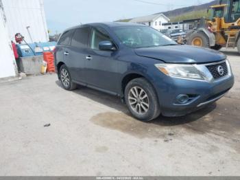  Salvage Nissan Pathfinder