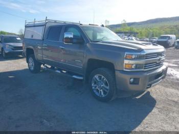  Salvage Chevrolet Silverado 2500