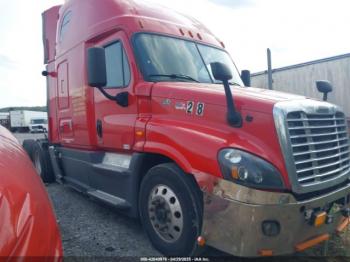  Salvage Freightliner Cascadia 125
