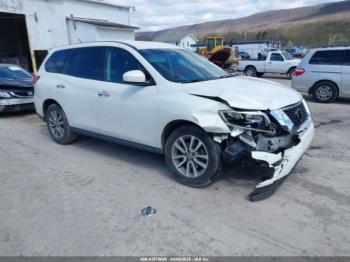  Salvage Nissan Pathfinder