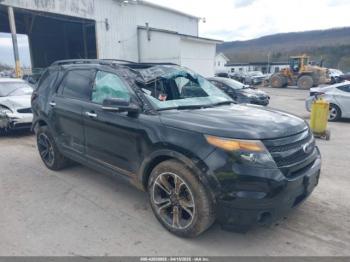  Salvage Ford Explorer