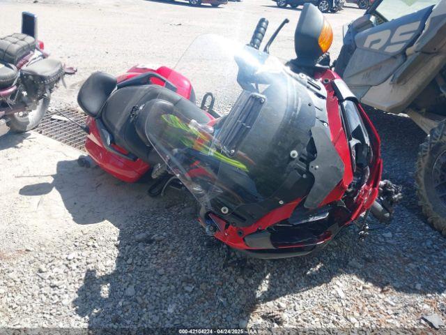 Salvage Honda Gl1800