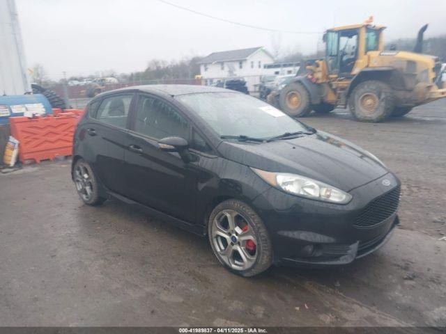  Salvage Ford Fiesta