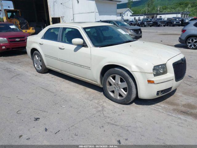  Salvage Chrysler 300