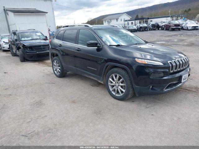  Salvage Jeep Cherokee