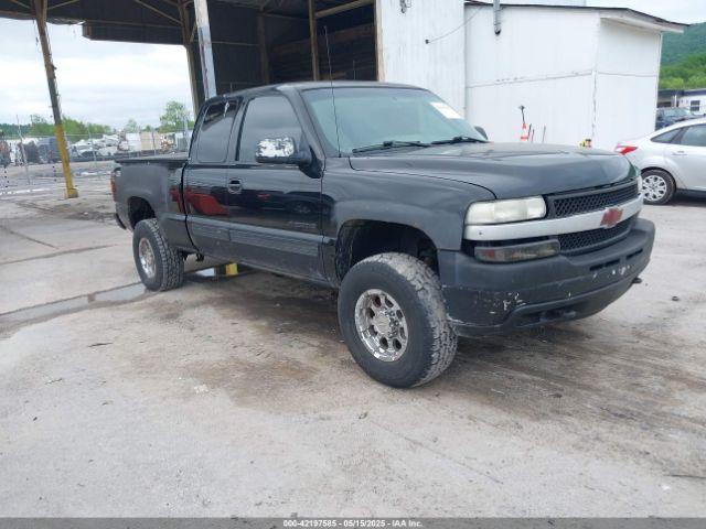  Salvage Chevrolet Silverado 2500