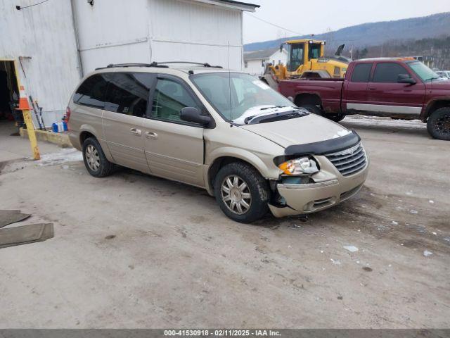  Salvage Chrysler Town & Country