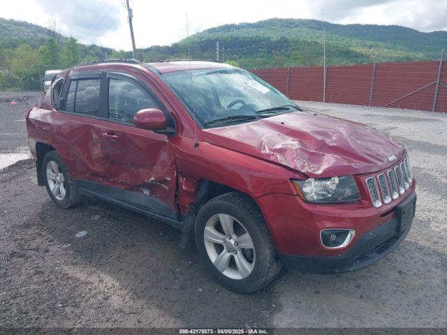  Salvage Jeep Compass