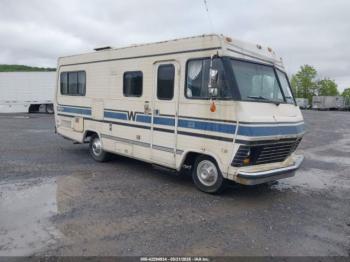  Salvage Chevrolet P30