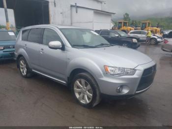  Salvage Mitsubishi Outlander