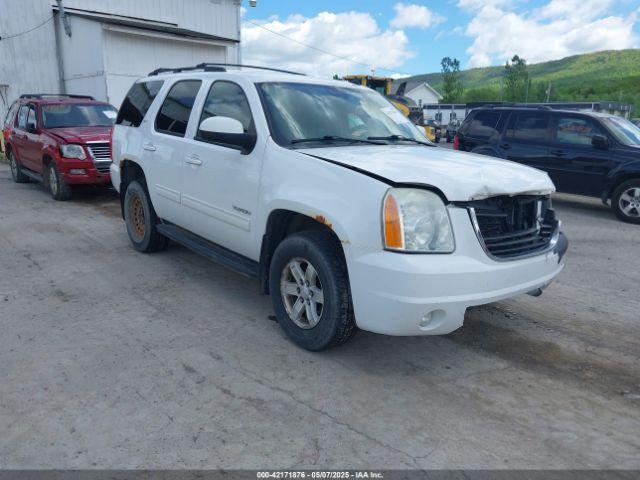  Salvage GMC Yukon
