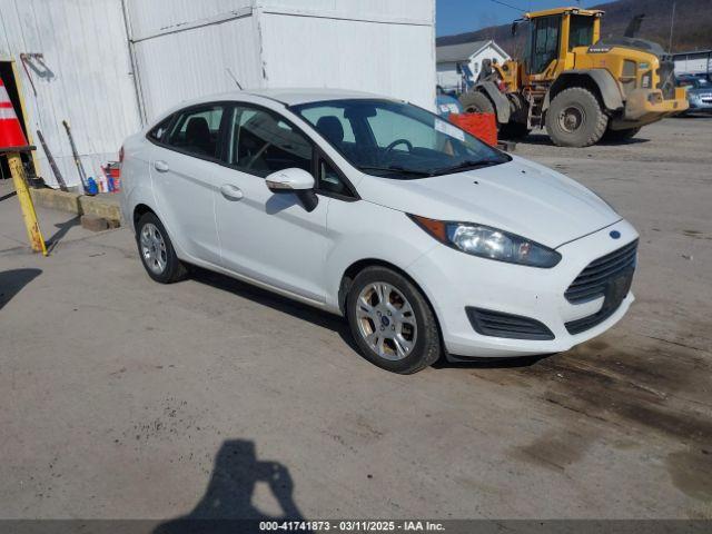  Salvage Ford Fiesta