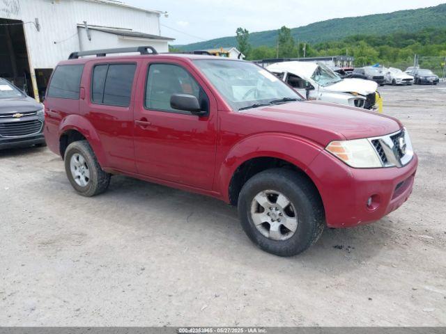  Salvage Nissan Pathfinder