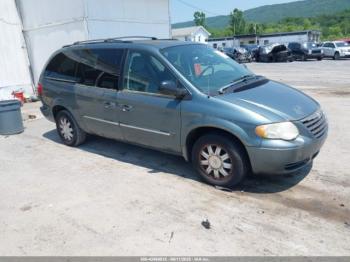  Salvage Chrysler Town & Country