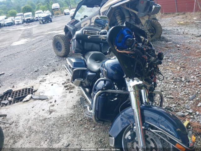  Salvage Harley-Davidson Flhtcui