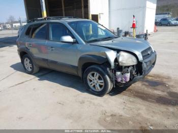  Salvage Hyundai TUCSON