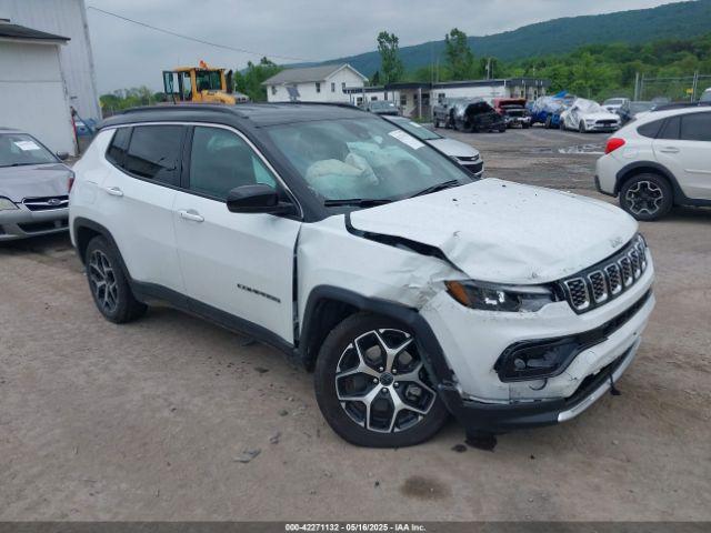  Salvage Jeep Compass