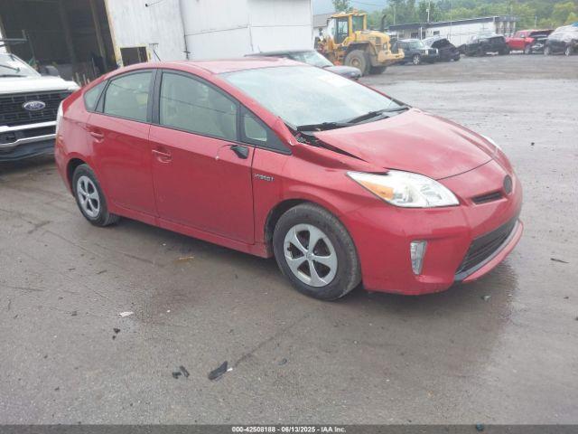  Salvage Toyota Prius