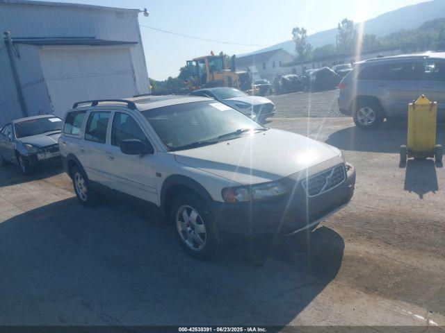  Salvage Volvo V70