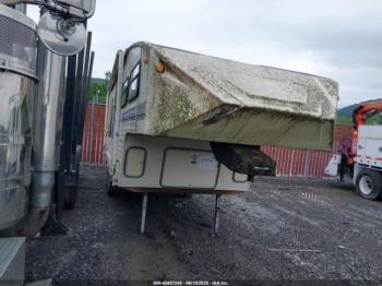  Salvage Shadow Cruiser 5th Wheel