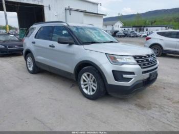  Salvage Ford Explorer