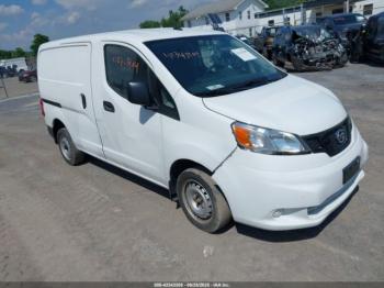  Salvage Nissan Nv