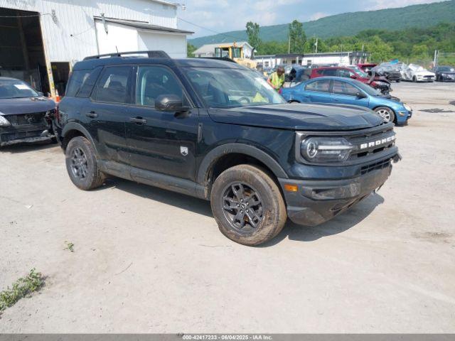  Salvage Ford Bronco