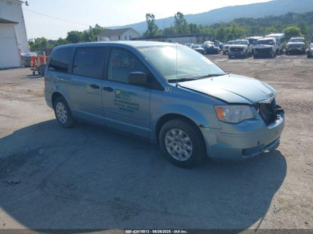  Salvage Chrysler Town & Country