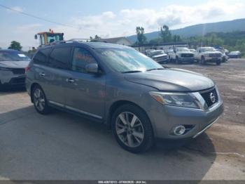  Salvage Nissan Pathfinder