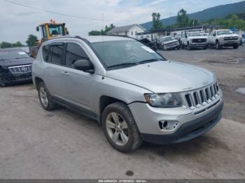  Salvage Jeep Compass