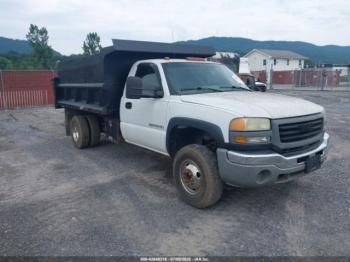  Salvage General Motors Sierra 3500 Chassis