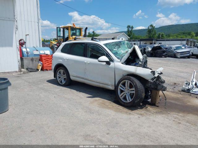  Salvage Volkswagen Touareg